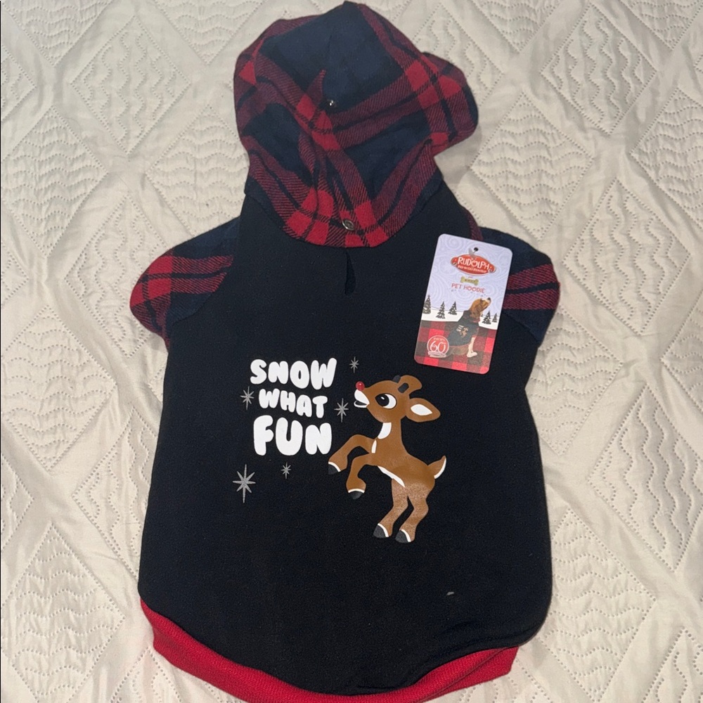 Pet outfit